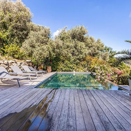 Holiday home Awesome In Du With Kitchen La Valette-du-Var